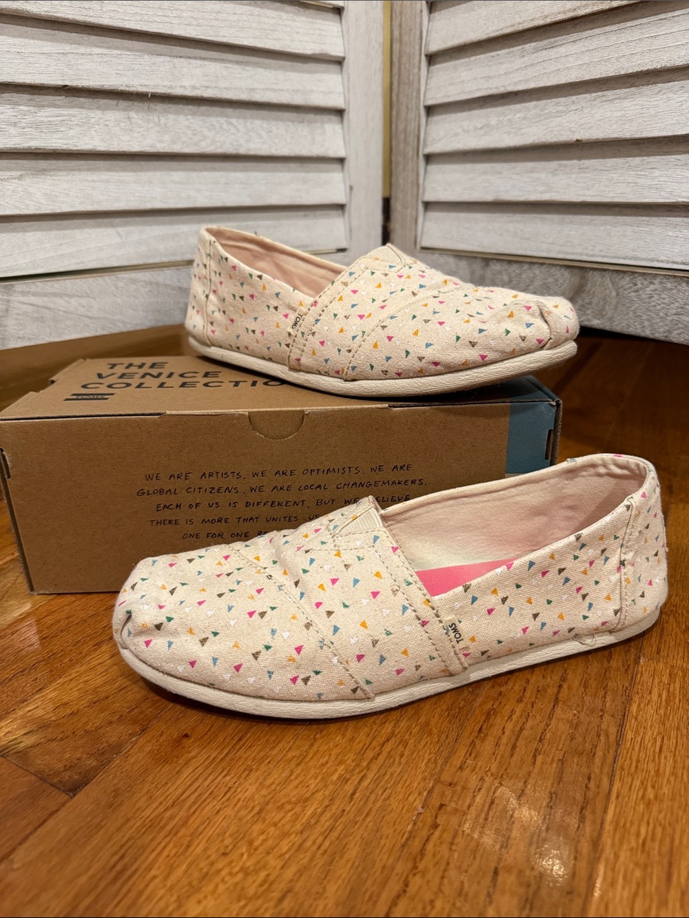 Toms Cream Canvas Slip-Ons with Multicolor Triangle Print